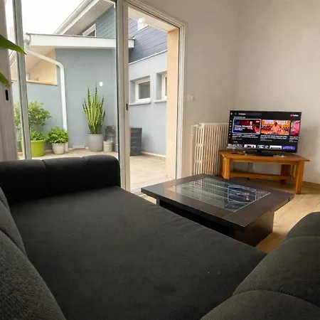 Grande Avec Parking Possible En Supplement, Bastide Homestay Bordeaux