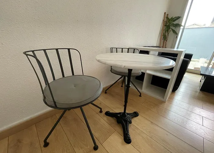 Bastide Homestay Bordeaux